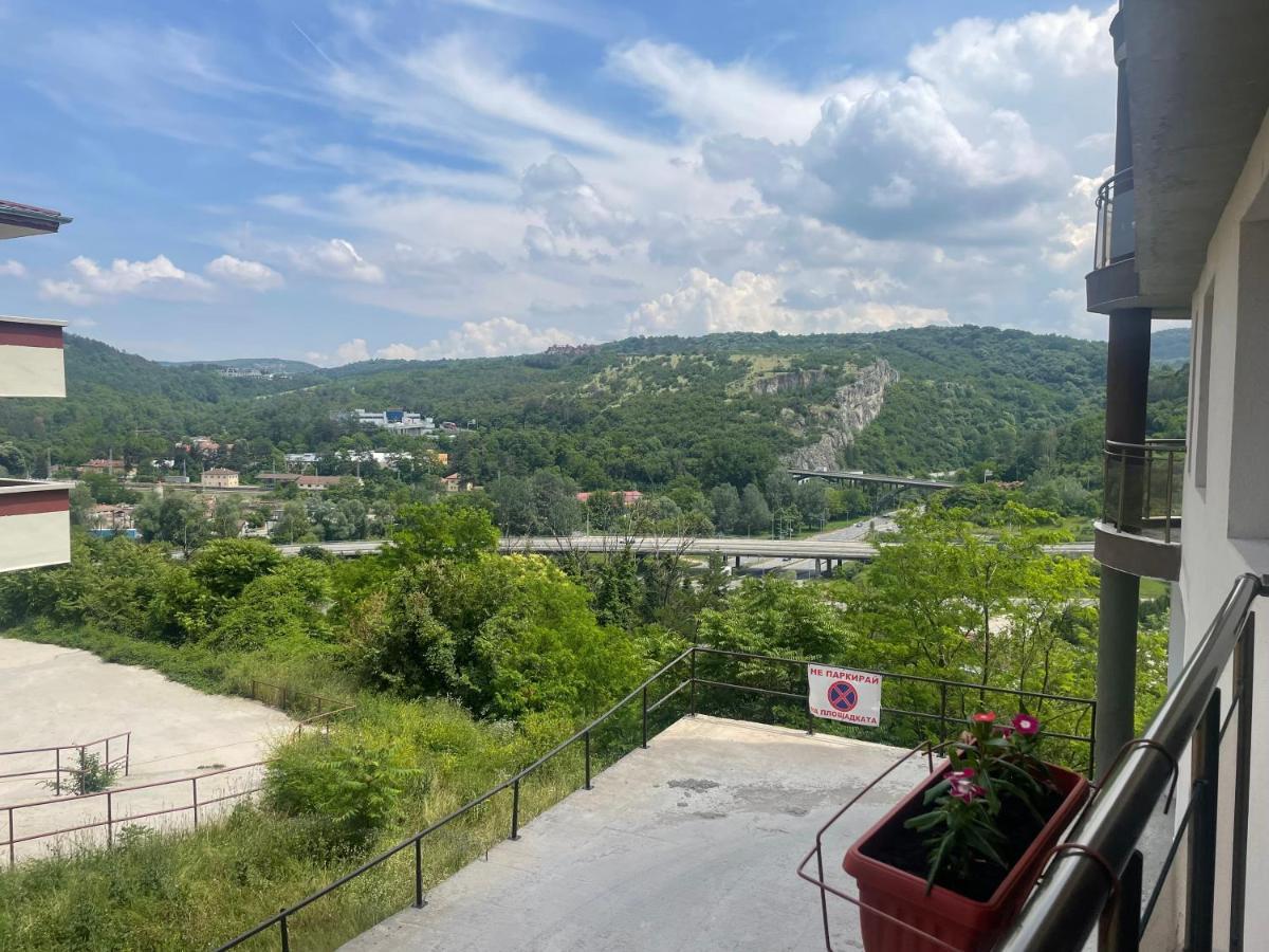 Studio Shevitsa & Free Garage Veliko Tŭrnovo Eksteriør bilde